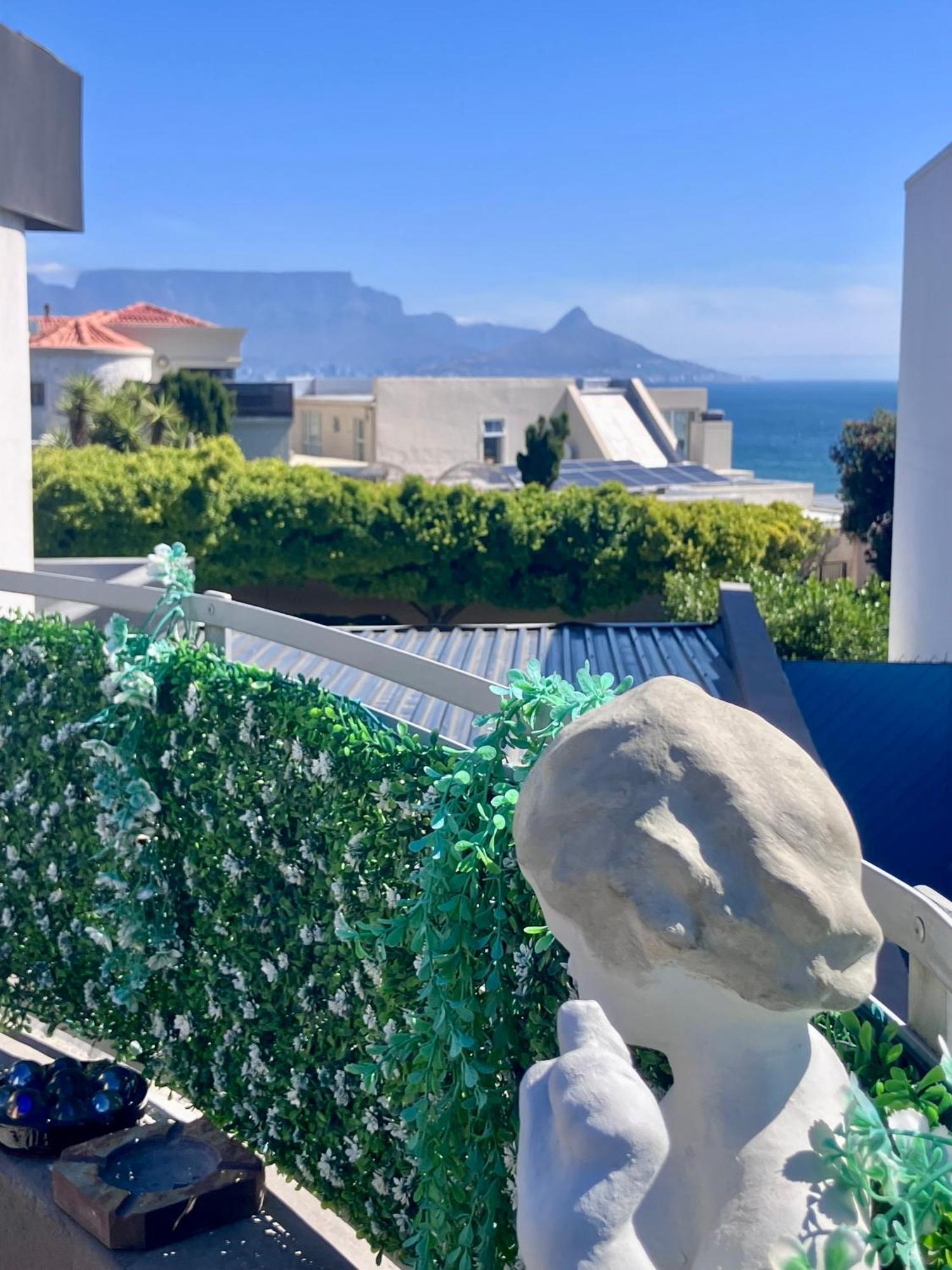 Penguins Cove Coastal Sanctuary Apartment-bloubergstrand *